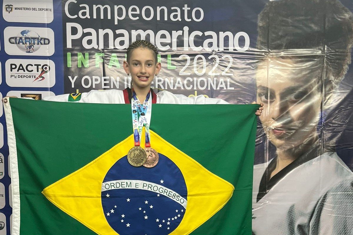Taekwondista de 10 anos é medalhista em Pan na Colômbia