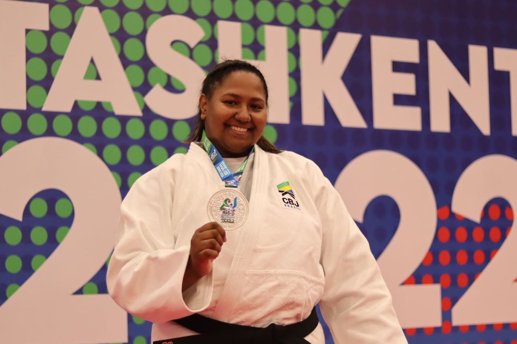 Esporte: Beatriz Souza conquista prata, a 4ª medalha do Brasil no Mundial de Judô