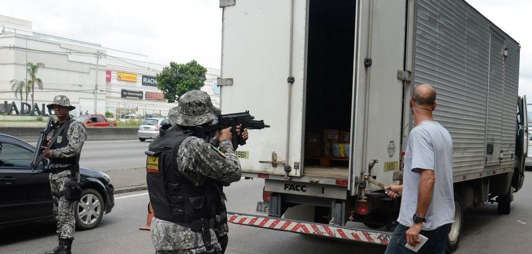 Segurança: MP e polícia combatem tráfico de drogas e roubo de cargas no Rio