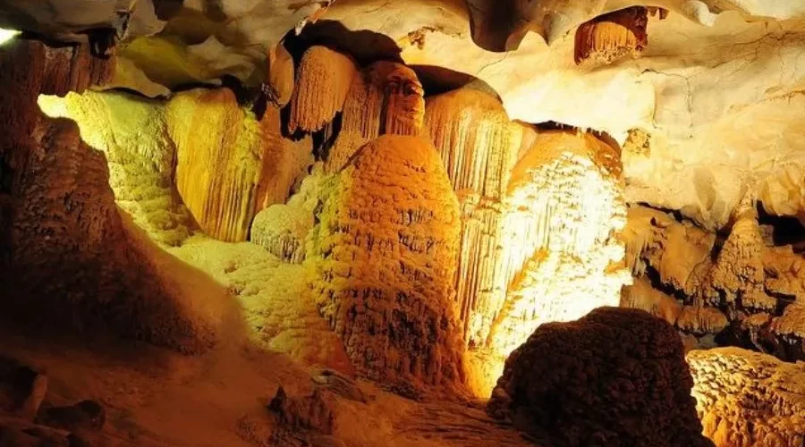 Ecoturismo: Entenda o que é o Espeleoturismo, modalidade que desbrava cavernas brasileiras
