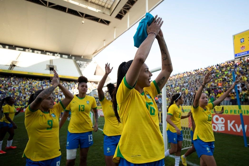 Futebol: Seleção feminina bate Canadá nos acréscimos em último amistoso de 2022