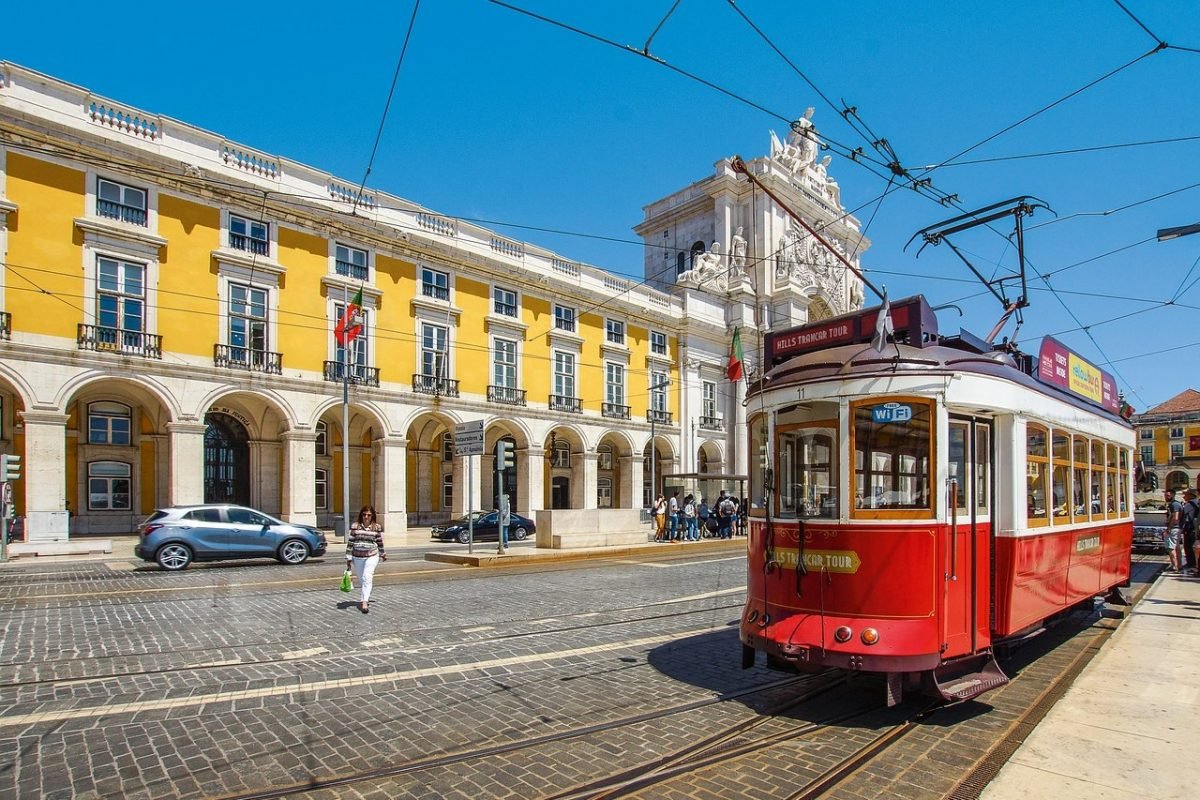 Além-mar: Portugal facilita visto para estrangeiros que buscam emprego no país