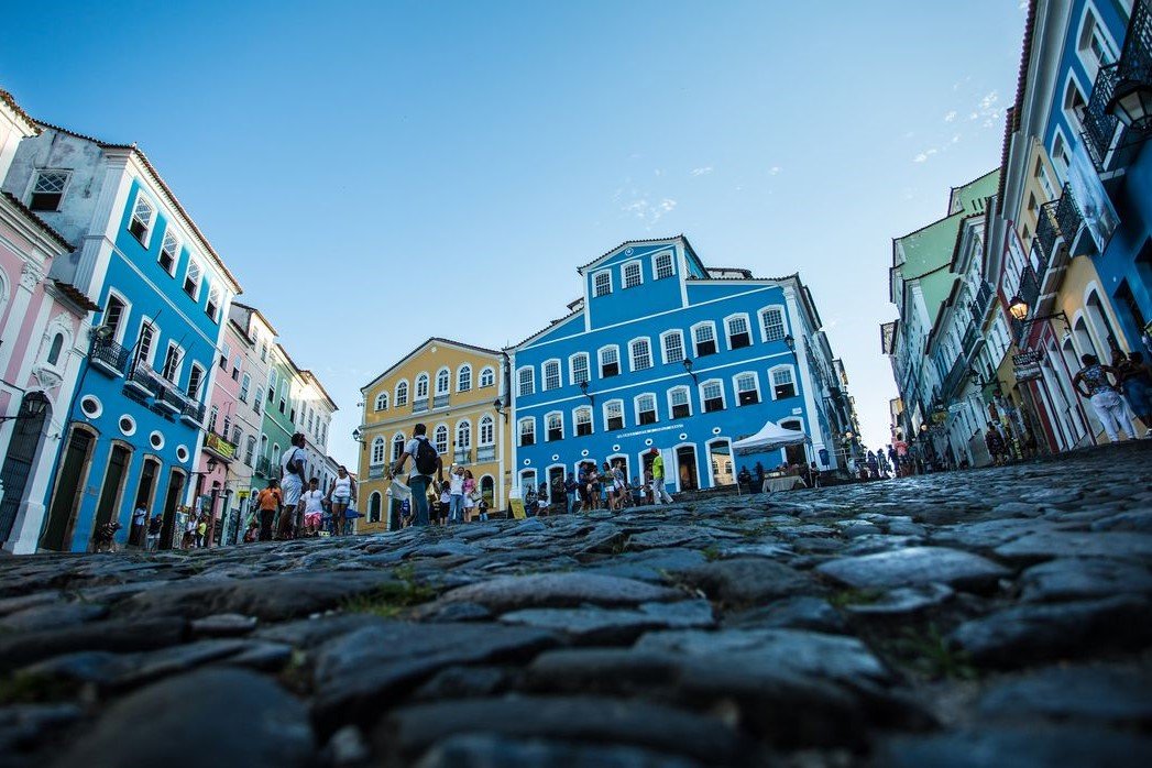 Turismo: Plataforma lista 10 destinos em alta e inclui 3 cidades brasileiras