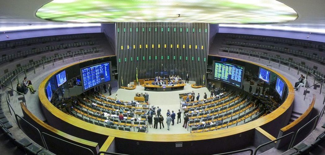 Política: PEC da Transição é aprovada na Câmara dos Deputados