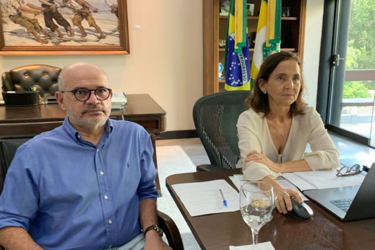 Reuniões periódicas são realizadas para acompanhamento da pandemia. | Foto: Carlos Gibaja