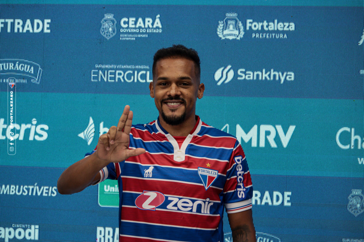 Atleta passou três temporadas vestindo a camisa do Ceará. | Foto: Karim Georges