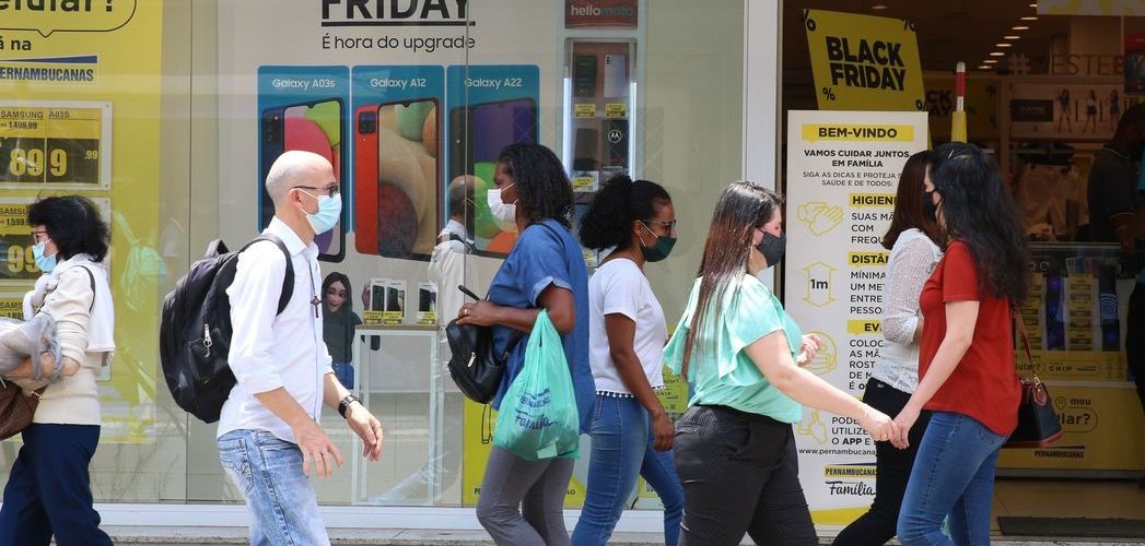 Negócios: Vendas do comércio eletrônico na Black Friday crescem 60%