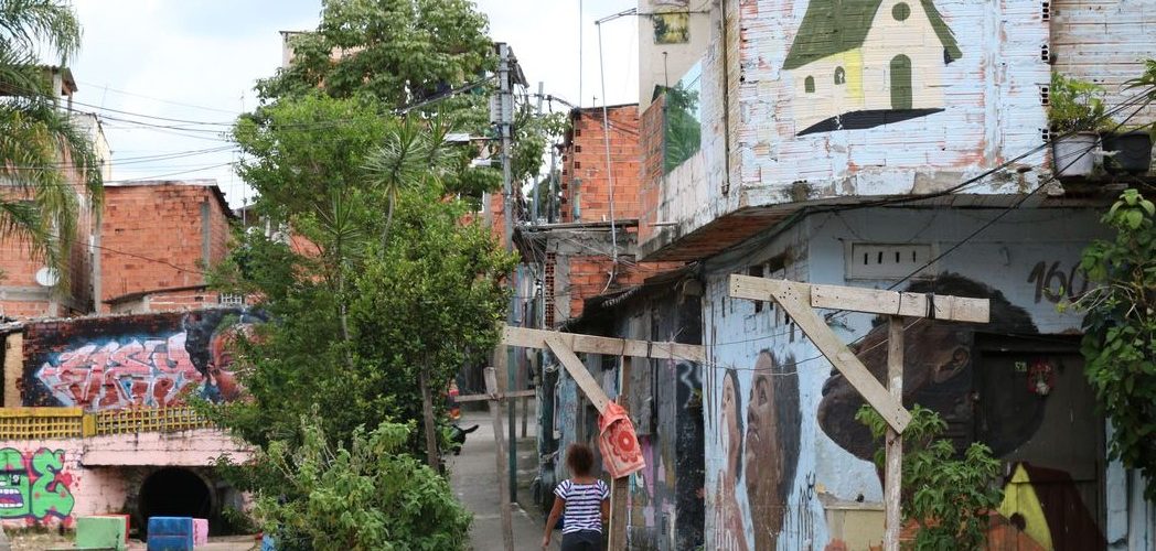 Economia: Publicado decreto que institui o Programa Nacional Qualifica Mulher