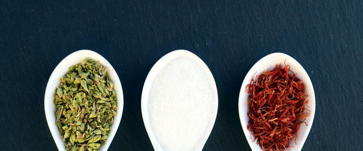 Gastronomia: Supermercado Guará dá dicas de ervas para usar em cada prato