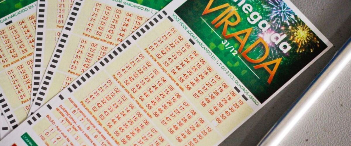 Bilhetes da Mega-Sena da Virada. | foto: Melissa Fernandes/Folha de Pernambuco
