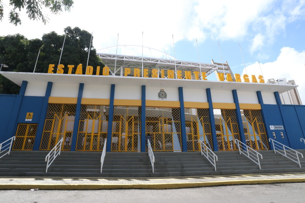 O Estádio Presidente Vargas volta a receber partidas do Campeonato Cearense. | Foto: Marcos Moura