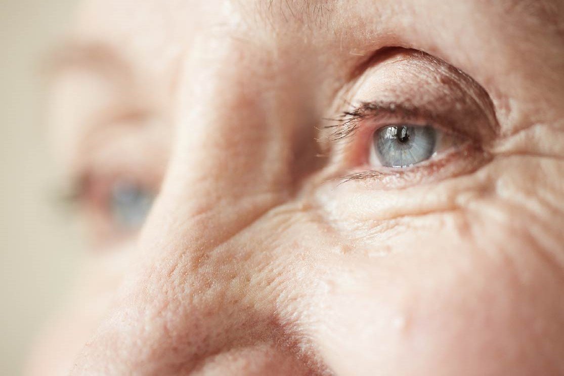 Saúde: Especialista faz alerta para os principais fatores do envelhecimento facial precoce