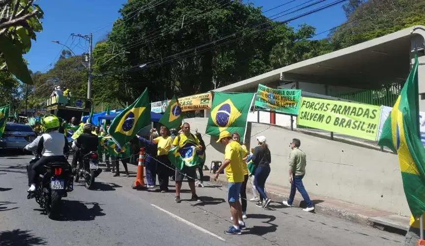 Justiça: Moraes determina desobstrução de via de BH ocupada por manifestantes