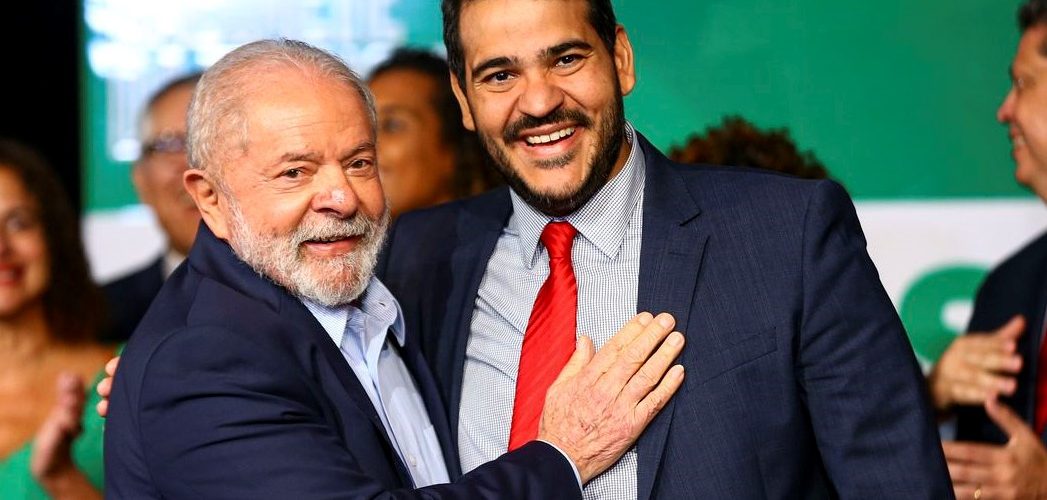 Política: Ministro da AGU cria a procuradoria de defesa da democracia