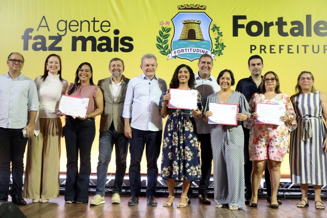 Capacitação: Prefeitura e Senac entregam 705 certificados para concludentes do Programa Fortaleza + Futuro
