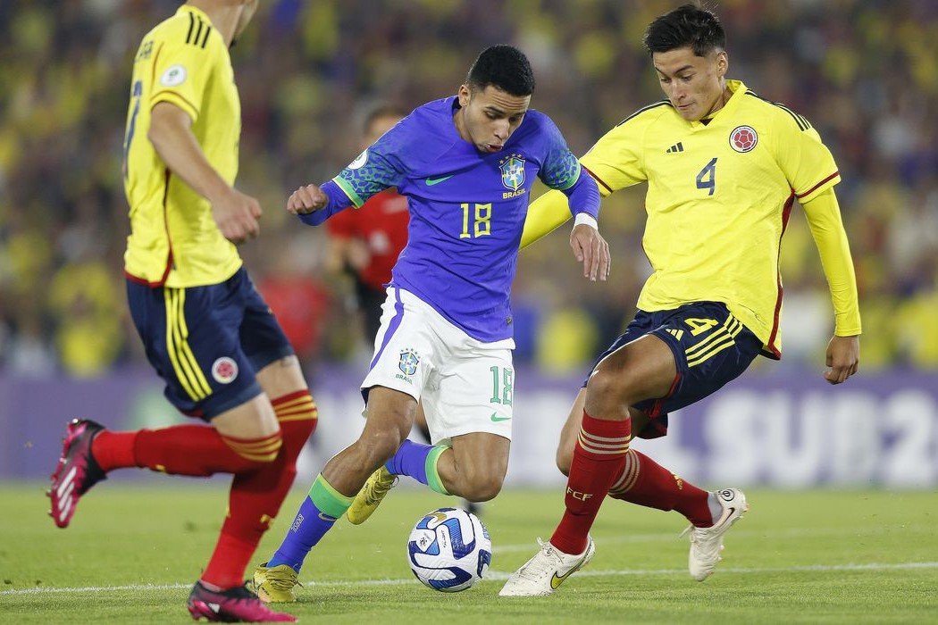 Futebol: Brasil fica no 0 a 0 com Colômbia no Sul-Americano sub-20
