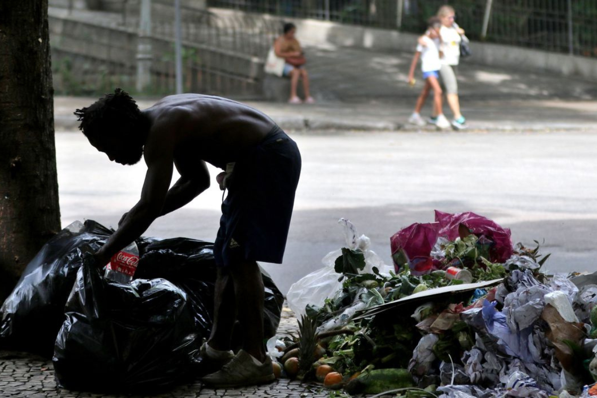 A pandemia também é responsável por influenciar a desigualdade. Diferente do que se pensava, mesmo com o Auxílio Emergencial, a desigualdade brasileira não recuou durante a pandemia. | Foto: Tânia Rego