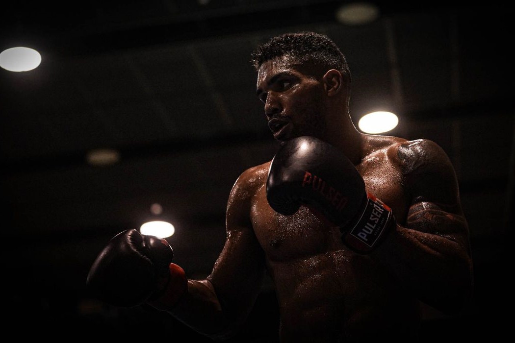 Boxe: Abner Teixeira garante 1ª medalha do Brasil no Torneio de Strandja