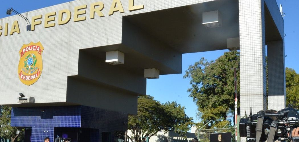 Kukuanaland: PF investiga grupo que extraiu 300kg de ouro em terras indígenas