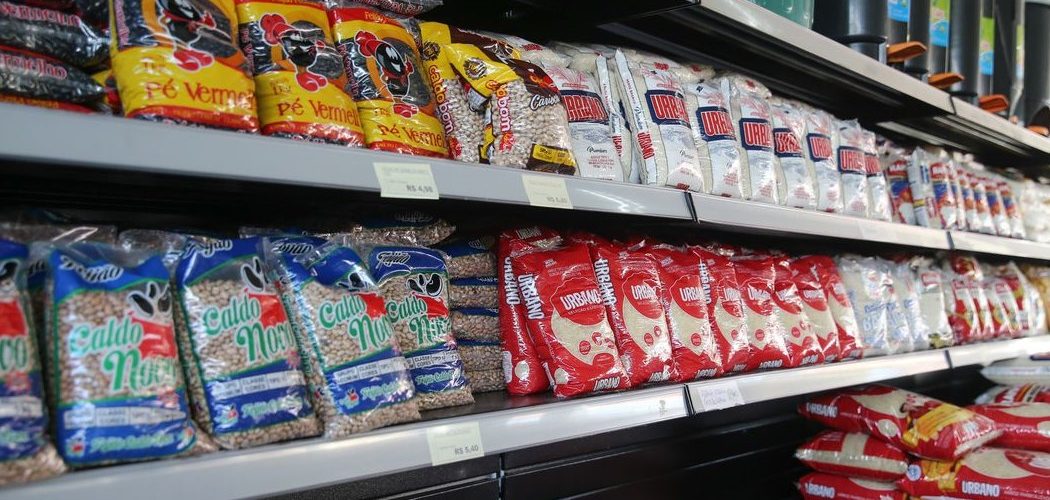 Economia: Cesta básica cai em 13 das 17 capitais pesquisadas em fevereiro