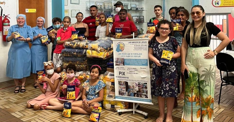 Solidariedade: Shopping Parangaba realiza doação de mais de 400kg de cuscuz para Lar Amigos de Jesus