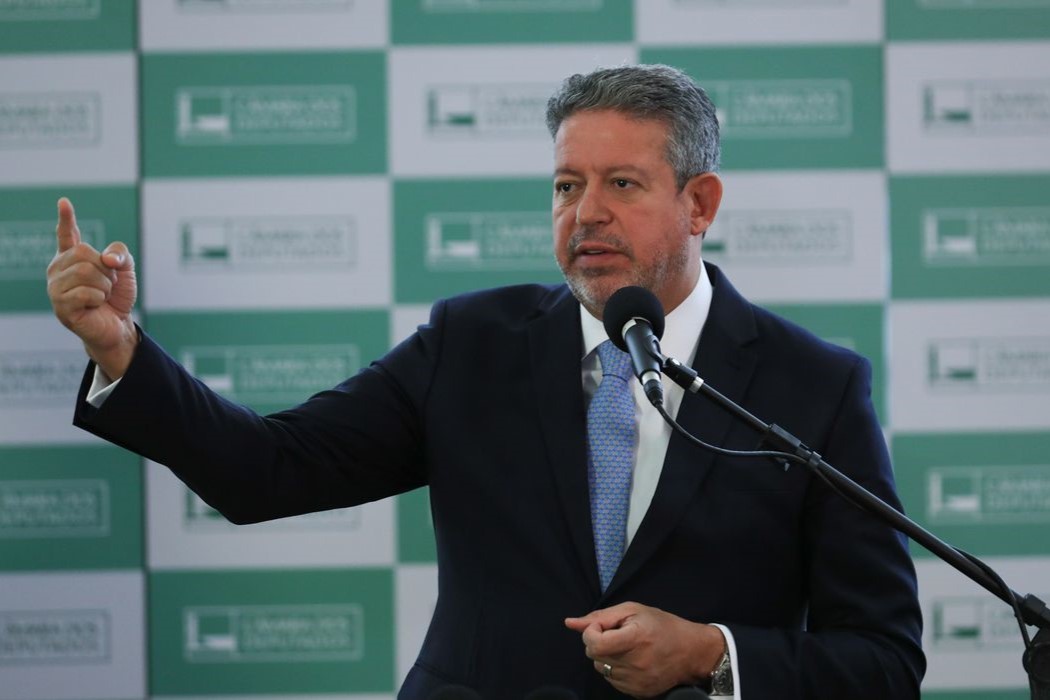 Política: Lira quer mais deputados em comissões mistas para destravar MPs