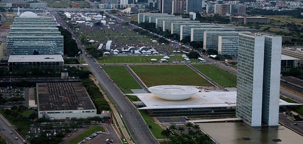 Gestão: Governo federal reajusta salários de servidores públicos em 9%