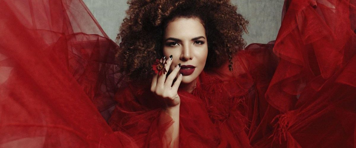Show: Vanessa da Mata apresenta “Quando Deixamos Nossos Beijos na Esquina”, em Juazeiro do Norte