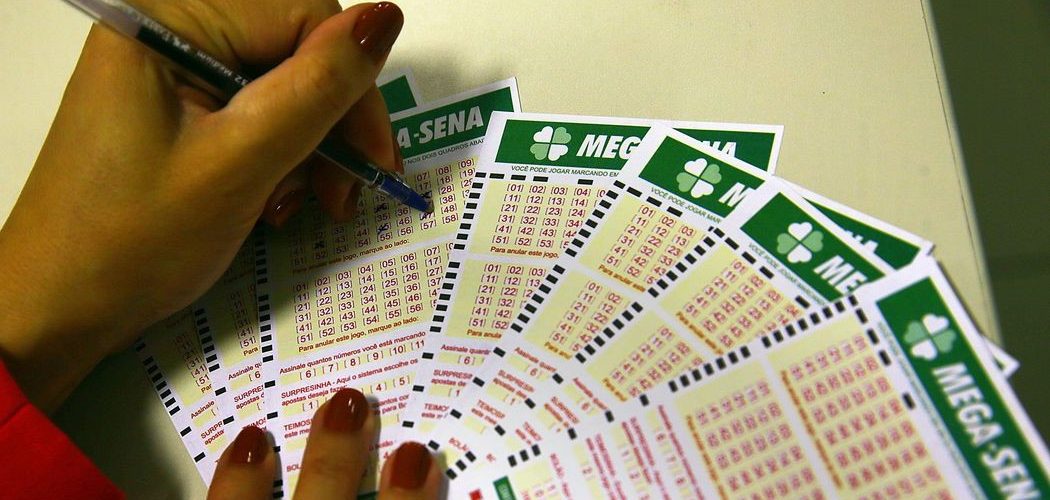 Loteria: Mega-Sena acumula e prêmio sobe para R$ 45 milhões