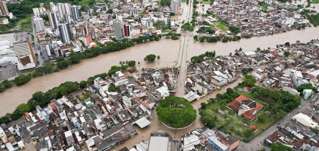 Temporais: Sul da Bahia volta a ser atingido por chuvas fortes