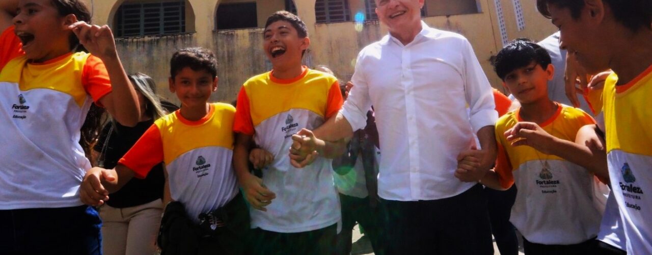 Fortaleza: Com investimento de R$ 55 milhões, prefeito Sarto anuncia requalificação de 17 escolas e creches