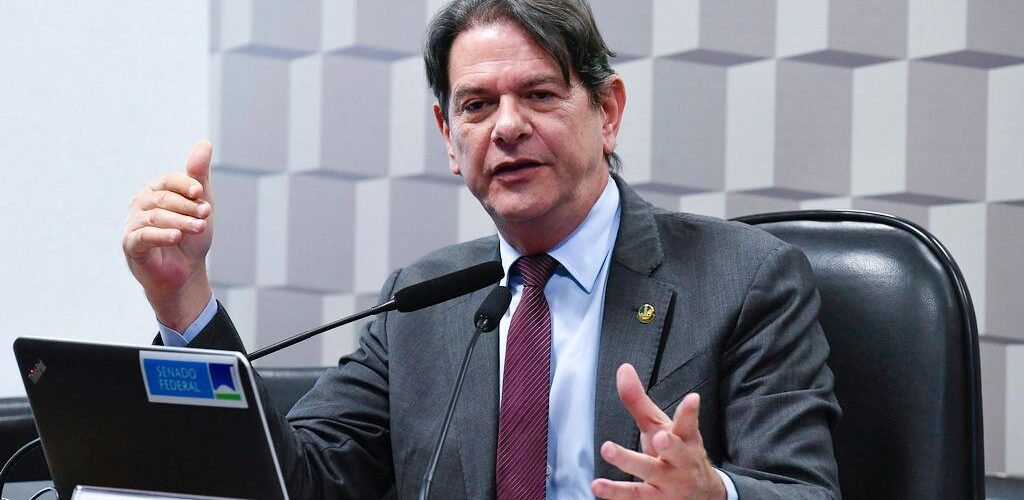 Política: Cid Gomes presidirá Comissão Especial do Hidrogênio Verde