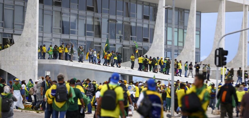 Justiça: STF inicia julgamento de denúncias contra envolvidos em atos golpistas