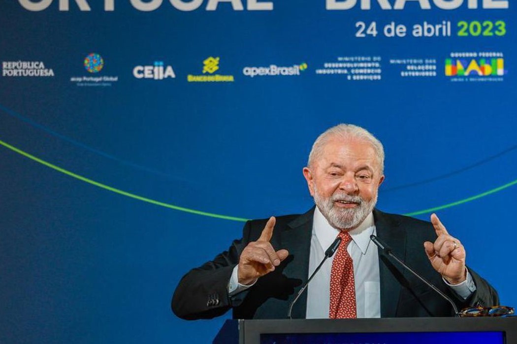 Internacional: Lula é recebido na Assembleia da República e encerra visita a Portugal