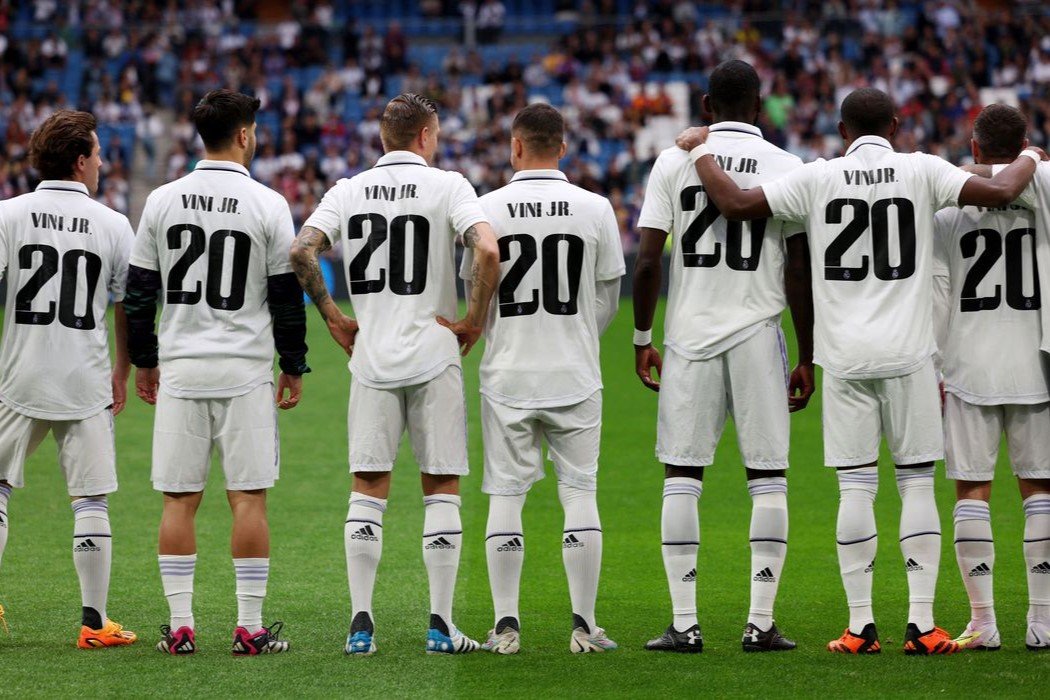 Racismo: Vinicius Júnior recebe apoio durante jogo do Real Madrid