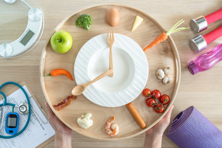 Saúde: Cinco dicas de alimentação saudável para quem tem rotina agitada