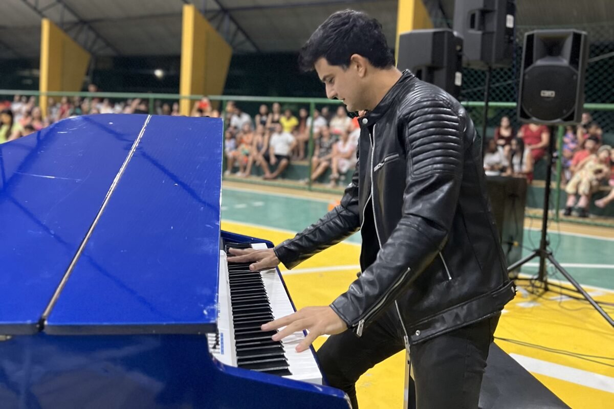 Cultura: Paulo Rodrigo Pianista é atração em abertura de show de calouros em Fortim