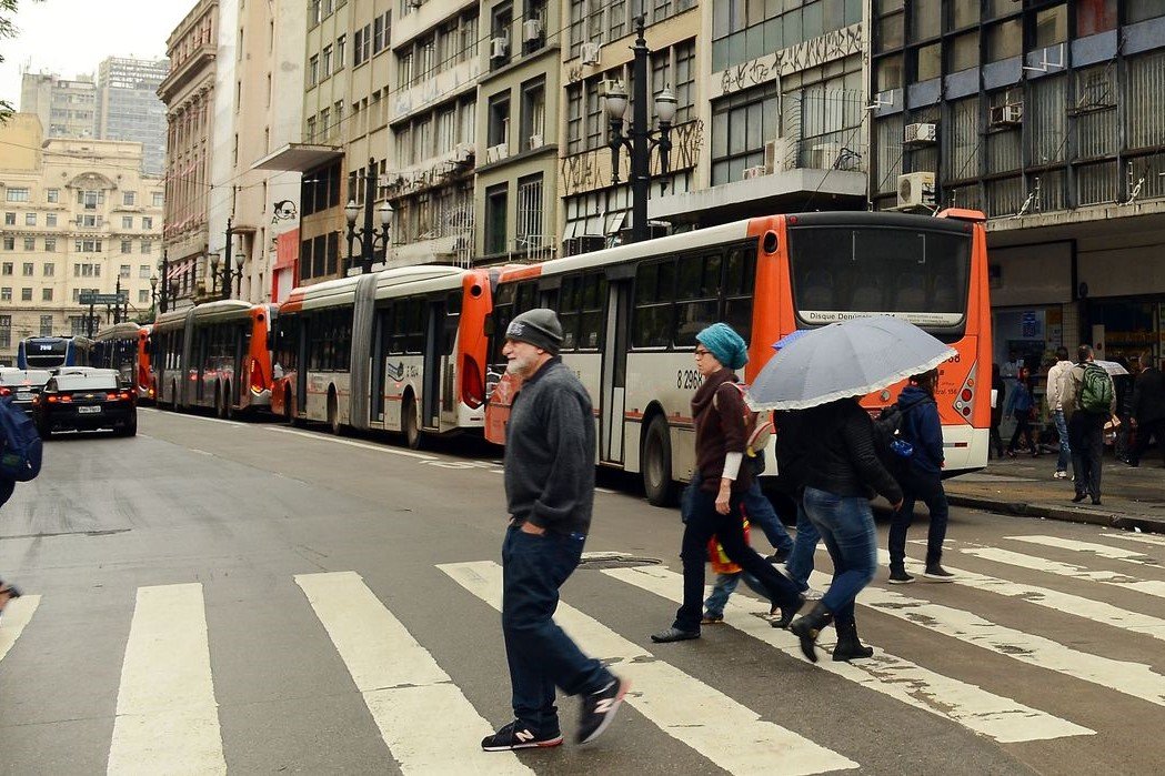 Transporte: Dez anos após protestos, prefeitura de SP estuda adoção de passe livre