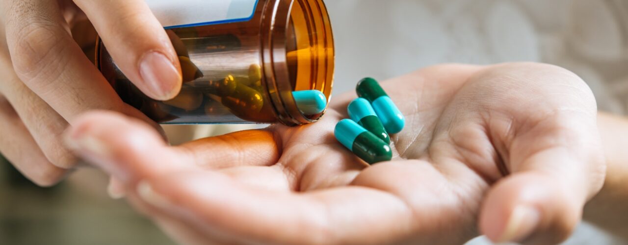 Farmácia: Como conservar e descartar corretamente a medicação que você tem em casa