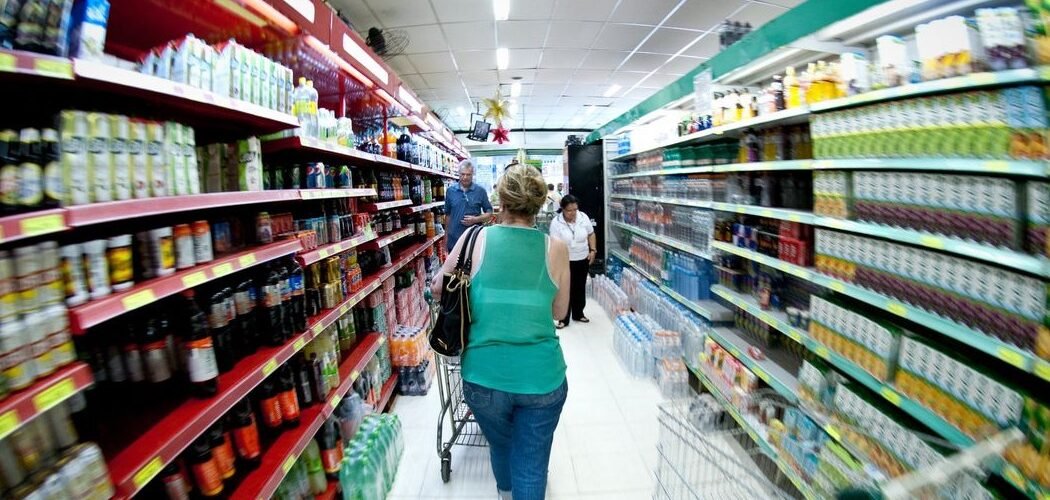 Economia: Visando alimentação saudável, governo quer mudar itens da cesta básica