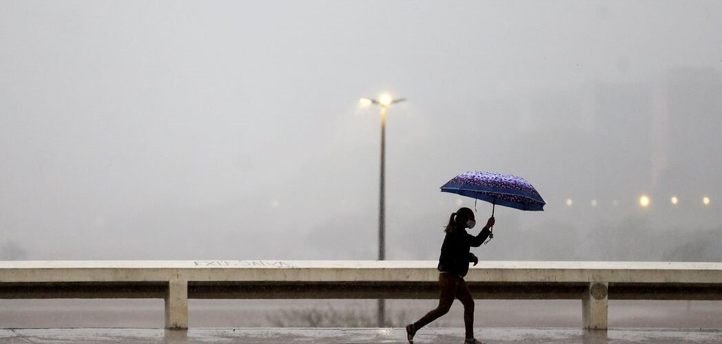 Clima: Inmet prevê chuvas em todo o país em agosto