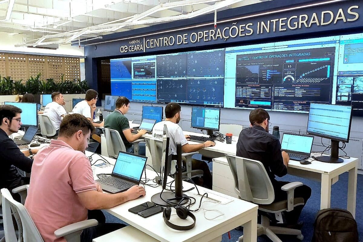 Inovação: Centro de Operações da Ambiental Ceará monitora estações de esgoto em tempo real