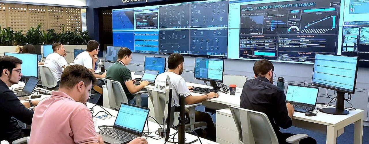 Inovação: Centro de Operações da Ambiental Ceará monitora estações de esgoto em tempo real