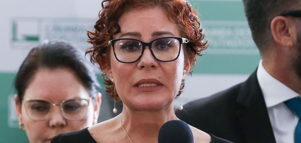 Justiça: STF torna ré deputada Zambelli por perseguição com arma