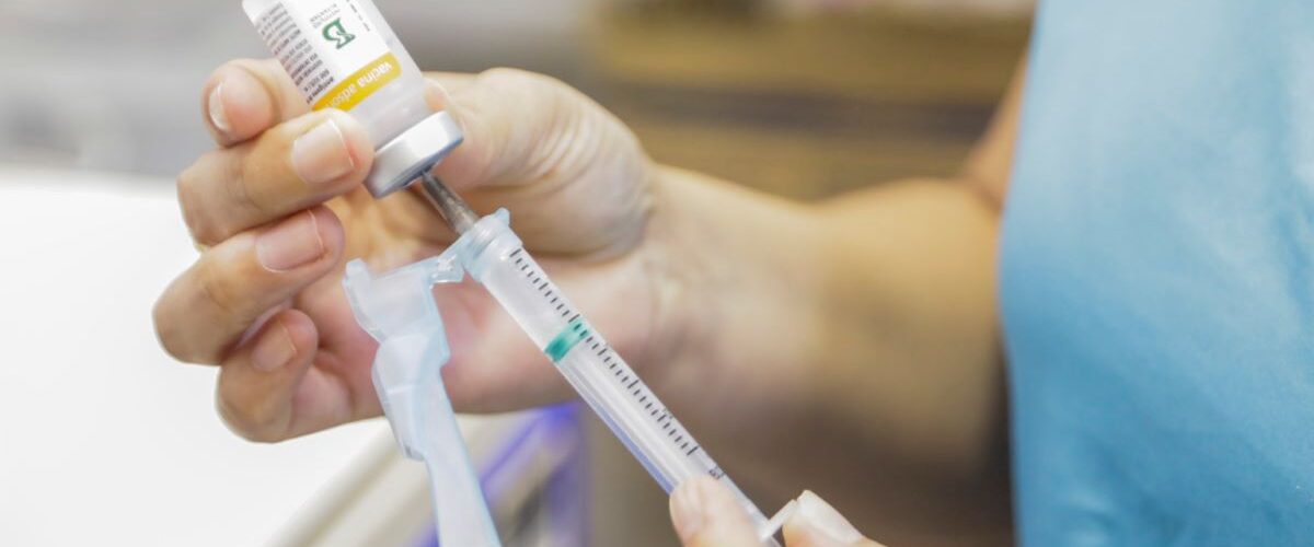 Saúde: Prefeitura de Fortaleza reforça importância da adesão à vacina bivalente contra a covid-19