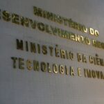 Governo federal realiza concurso público com 814 vagas