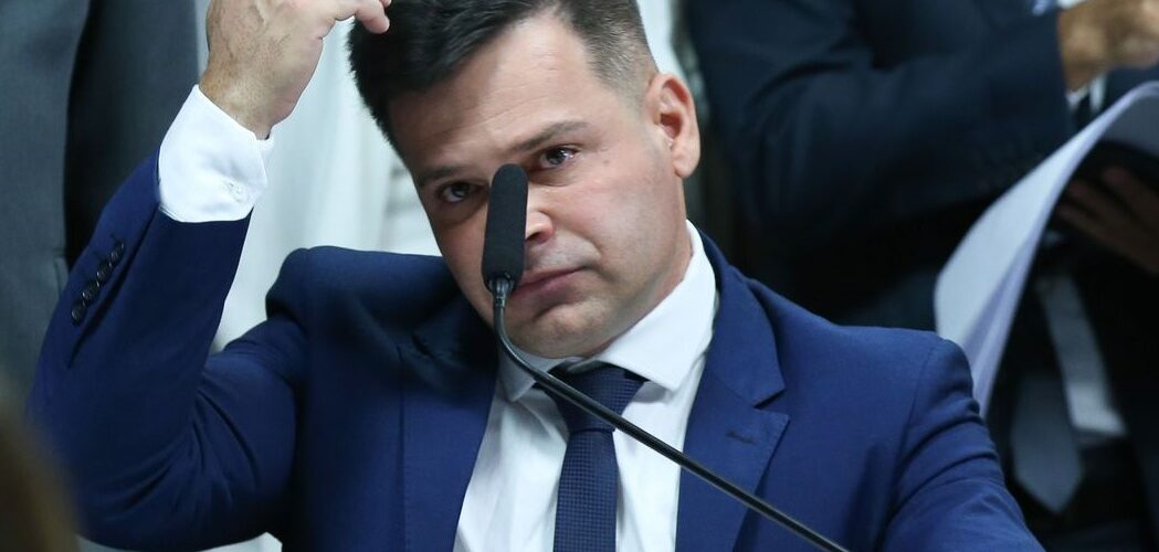 Investigação: Polícia Federal prende ex-diretor-geral da PRF Silvinei Vasques