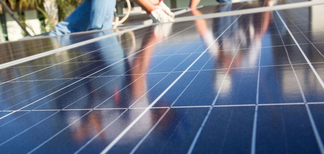 Economia: Geração Distribuída aumenta no país e reduz valor de contas de energia