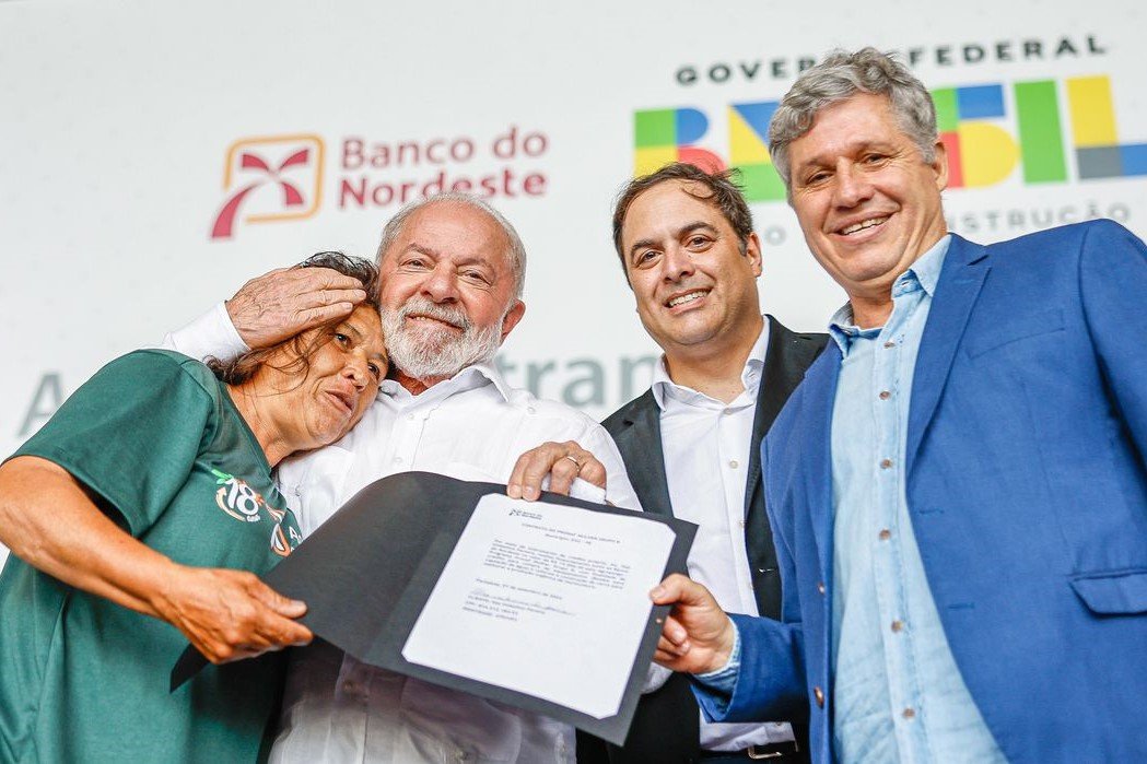 Política: Lula afirma que juros ainda estão altos: “Vamos continuar brigando”