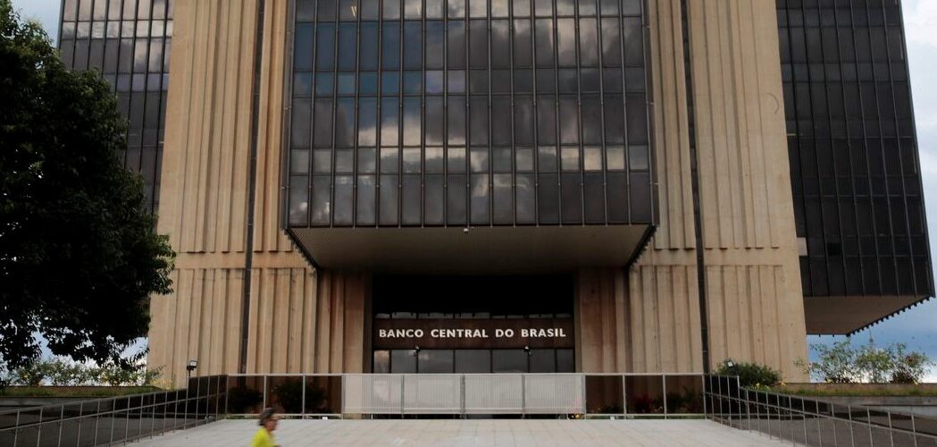 Economia: Copom inicia sexta reunião do ano sob expectativa de corte nos juros